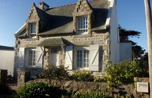 Tregastel Villa | House 2-7 people, 150m from the beach Tregastel White Strike, Near Perros-Guirec