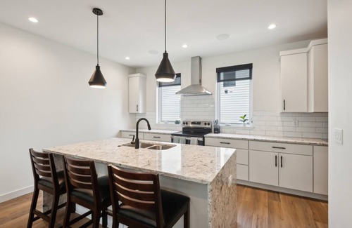 Iowa City House | House ∙ 2 bedrooms ∙ 8 guests