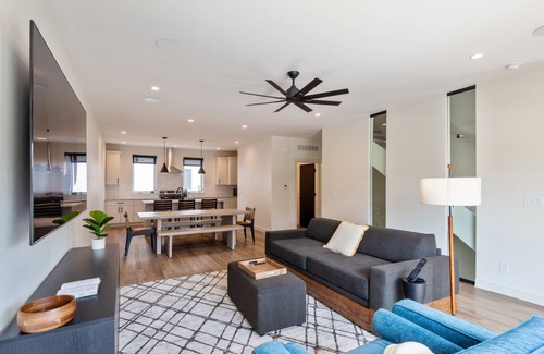 Iowa City House | House ∙ 2 bedrooms ∙ 8 guests