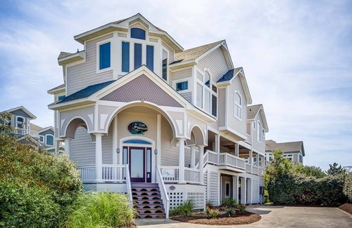 Pine Island House | House ∙ 6 bedrooms ∙ 19 guests