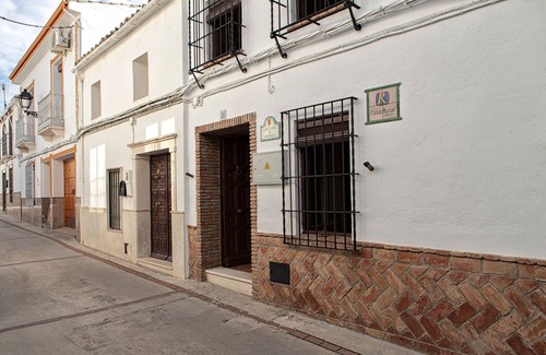 Carcabuey Cottage | HOUSE-MUSEUM OF S. XVII, MUCH MORE THAN A BED .
