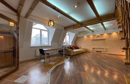 Chisinau Apartment | House of Westeros - Highgarden