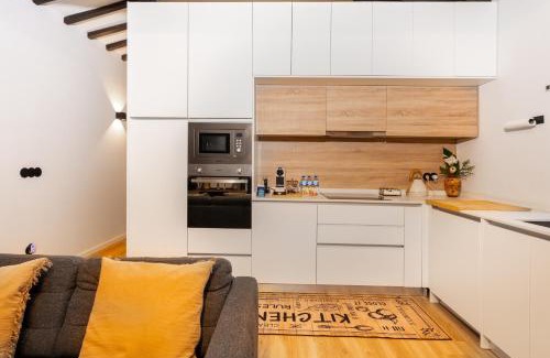 Trofa Ski Chalet | House Porto Covelas - Avós