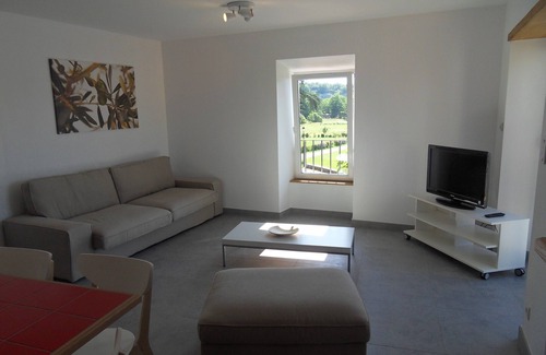 Casteljau House | HOUSE RENTAL IN CASTELJAU