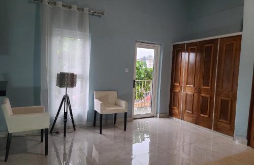 Freetown House | House Sleeps6-Bbq-Balcony-ScenicMountainView