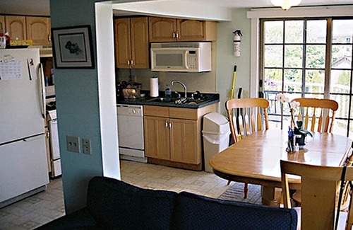 Mystic - New London Cottage | House w/Waterviews in Private and Safe Beachfront Community
