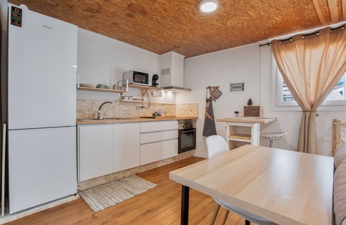 Montijos Cottage | 'House' with Balcony and Wi-Fi