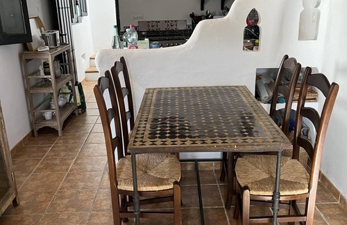 Albunuelas Villa | House with terrace and great views