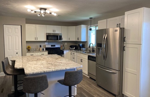 Morgantown House | House with yard-walk to Stadium and Evansdale Campus and 10 minutes to Downtown!