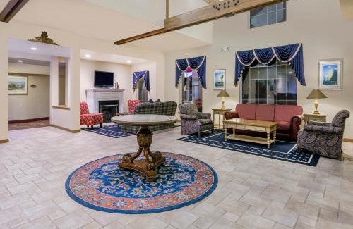 Mystic Hotel | Howard Johnson by Wyndham Mystic