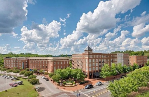Providence Apartment | HSV Studio Loft: Clean, Cute, & Close to Space Camp, Orion, NASA, & Redstone