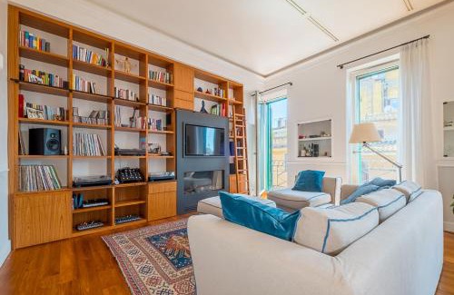 Rione IV Campo Marzio Apartment | HT Borromini Penthouse