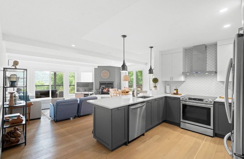 Mont-Tremblant Apartment | Huge 3 Bedroom Condo with a View