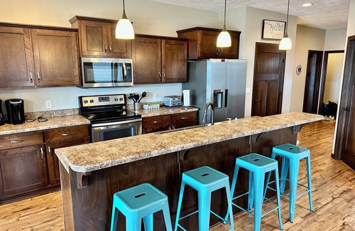 Arnolds Park Cabin | Huge, Clean, Beautiful New House at Bridges Bay Okoboji Resort! TONS of space!