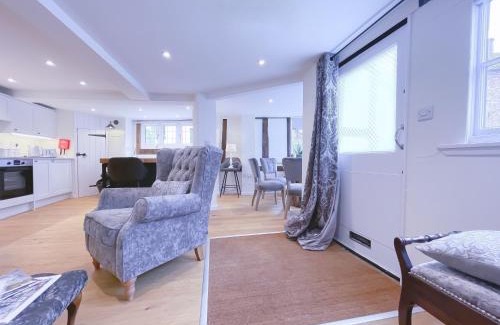 Much Wenlock House | Humbug Cottage