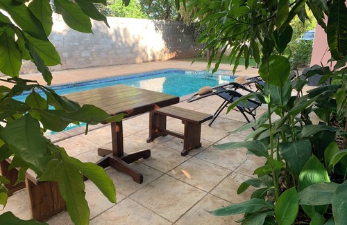 Victoria Falls Villa | Hungwe House Victoria Falls