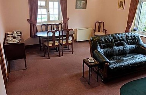 Old Cleeve Apartment | Huntingball Lodge