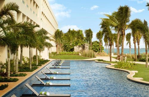 Punta Cancun Resort | Hyatt Ziva Cancun All-Inclusive