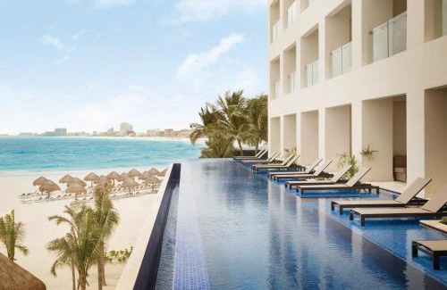 Punta Cancun Resort | Hyatt Ziva Cancun All-Inclusive