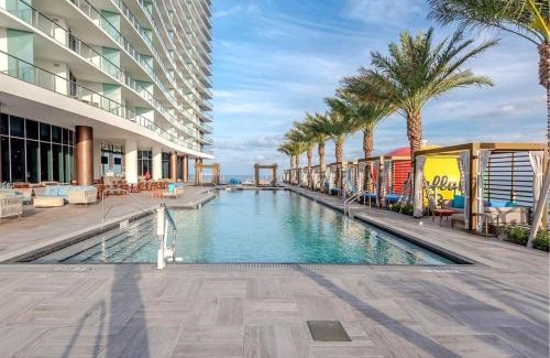 Hollywood South Central Beach Apartment | Hyde Resorts on Miami Hollywood by MRA