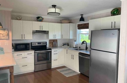 Avon Cottage | HYPNAUTIC is a newly renovated sound front cottage