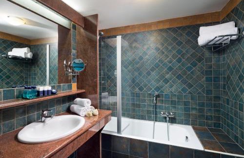 Cala Liberotto Hotel | I Giardini di Cala Ginepro Hotel Resort
