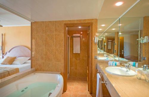 Costa de la Calma Hotel | Iberostar Selection Jardín del Sol Suites - Adults Only