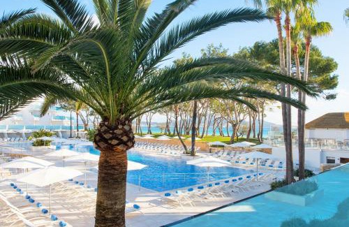 Muro Hotel | Iberostar Waves Playa de Muro