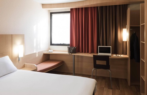Downtown Angers Hotel | ibis Angers Centre Château
