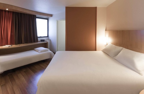 Downtown Angers Hotel | ibis Angers Centre Château