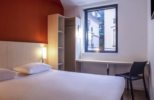 Carnot Hotel | ibis budget Cannes centre ville