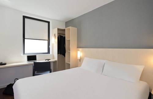 Carnot Hotel | ibis budget Cannes centre ville