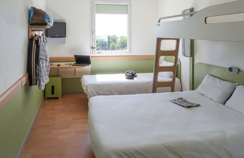 11th Arrondissement Hotel | ibis budget Marseille la Valentine