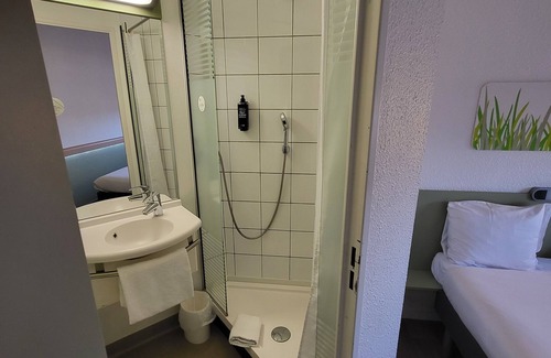 11th Arrondissement Hotel | ibis budget Marseille la Valentine