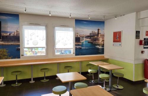 Les Trois Lucs Hotel | Ibis Budget Marseille Valentine