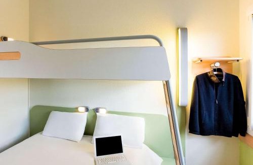 Les Trois Lucs Hotel | Ibis Budget Marseille Valentine