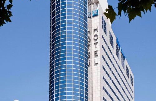 Montreuil Hotel | ibis budget Paris Porte de Montreuil