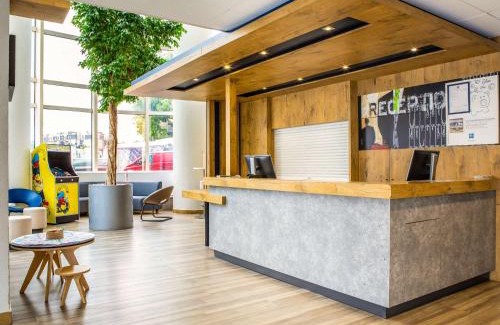 Montreuil Hotel | ibis budget Paris Porte de Montreuil