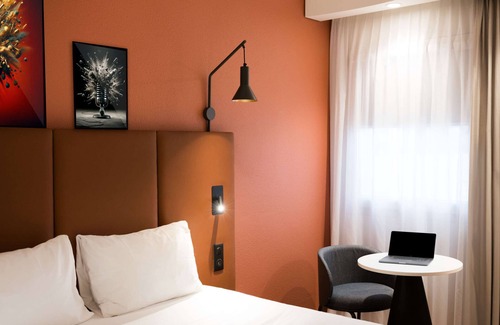 Caen City Centre Hotel | ibis Caen Centre