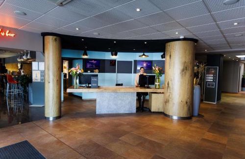 Les Termes Hotel | ibis Cannes Mandelieu
