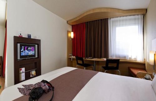 Strombeek-Bever Hotel | ibis Hotel Brussels Expo Atomium