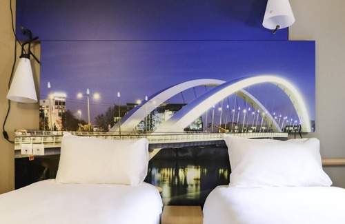 Gerland Hotel | ibis Lyon Gerland Rue Merieux
