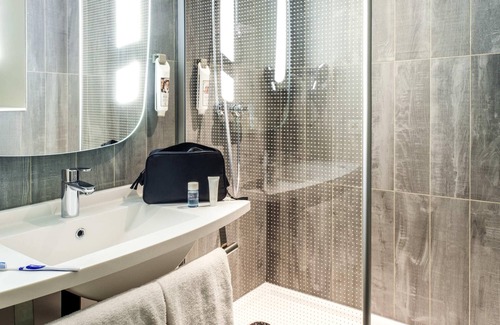 Moulins Hotel | ibis Moulins Sud
