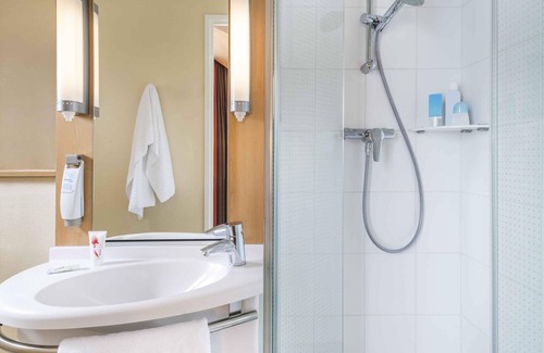 Viarme Hotel | ibis Nantes Centre Tour Bretagne