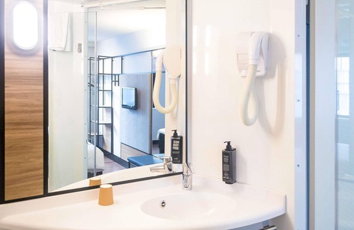 Tremblay-les-Gonesse Hotel | ibis Paris CDG Airport