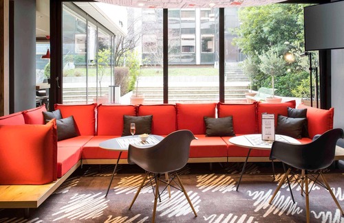 Suresnes Hotel | ibis Paris Pont De Suresnes