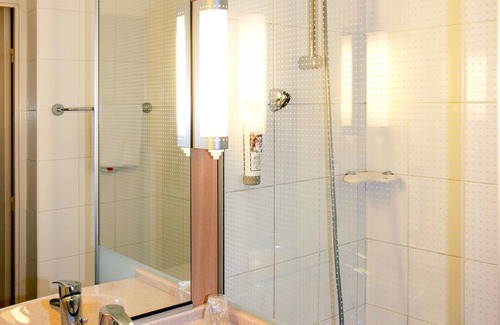 Poitiers Hotel | ibis Poitiers Sud