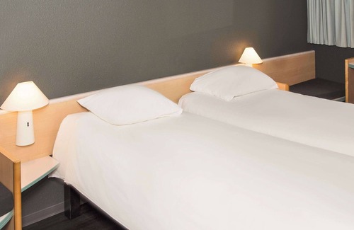 Cesson-Sevigne Hotel | ibis Rennes Beaulieu