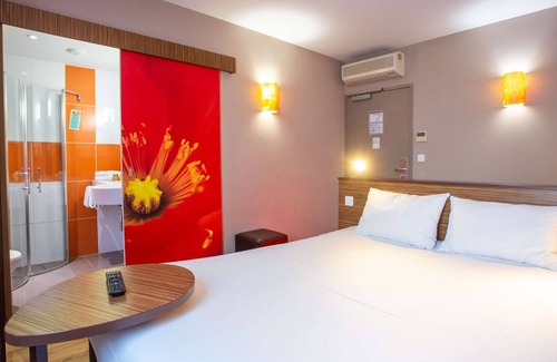Bourges Hotel | ibis Styles Bourges