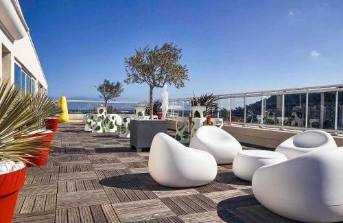 Hyeres City Centre Hotel | Ibis Styles Hyères Rooftop & Spa